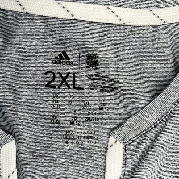 Adidas Shirt Women's Size XXL Grey Nashville Predators Ice Hockey Tank Top - Picture 8 of 10